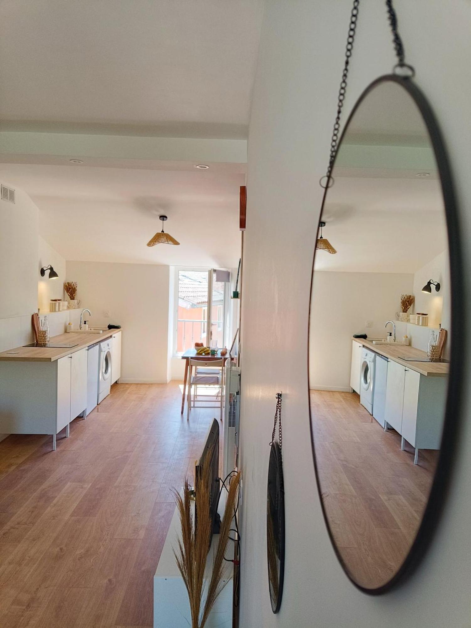 Cosy Studio - Heart Of Millau Bagian luar foto