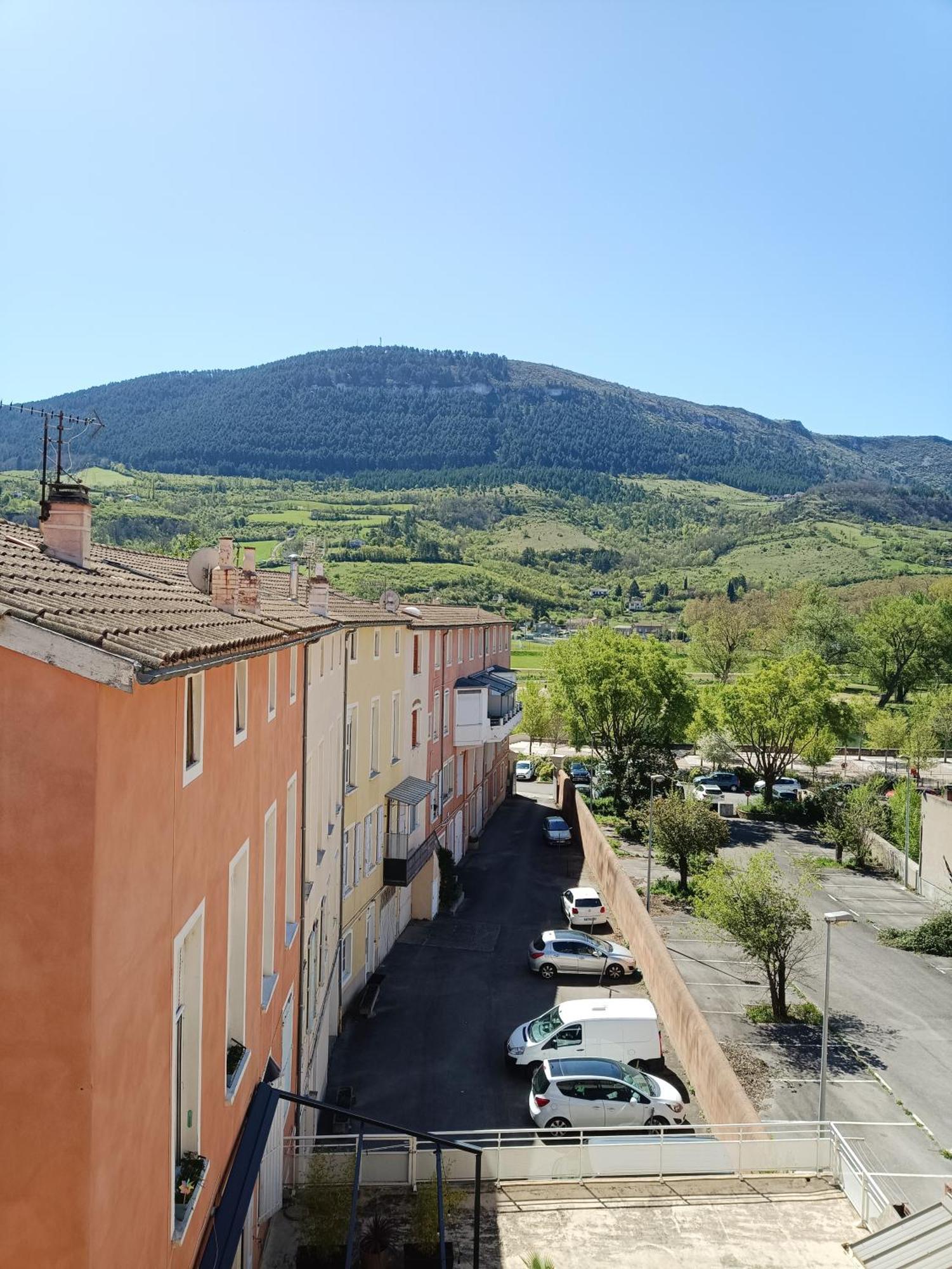 Cosy Studio - Heart Of Millau Bagian luar foto
